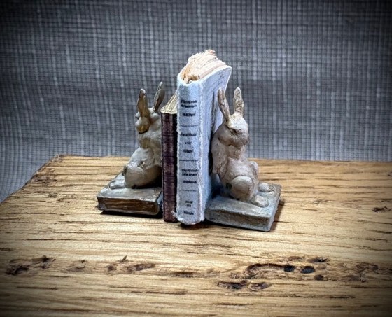 bunny_bookends